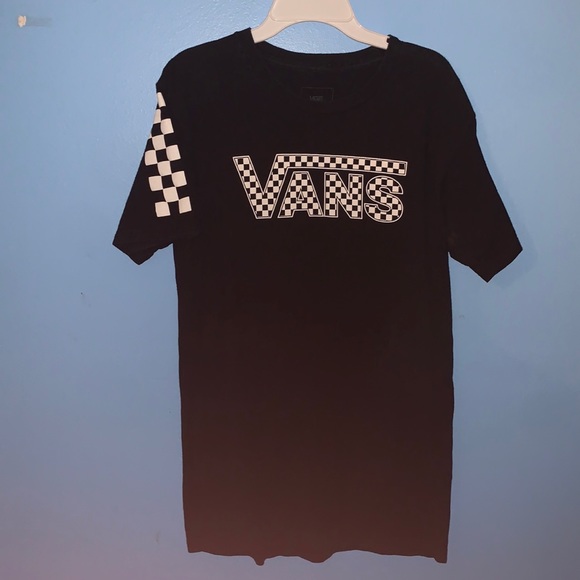 VANS - Picture 1 of 3